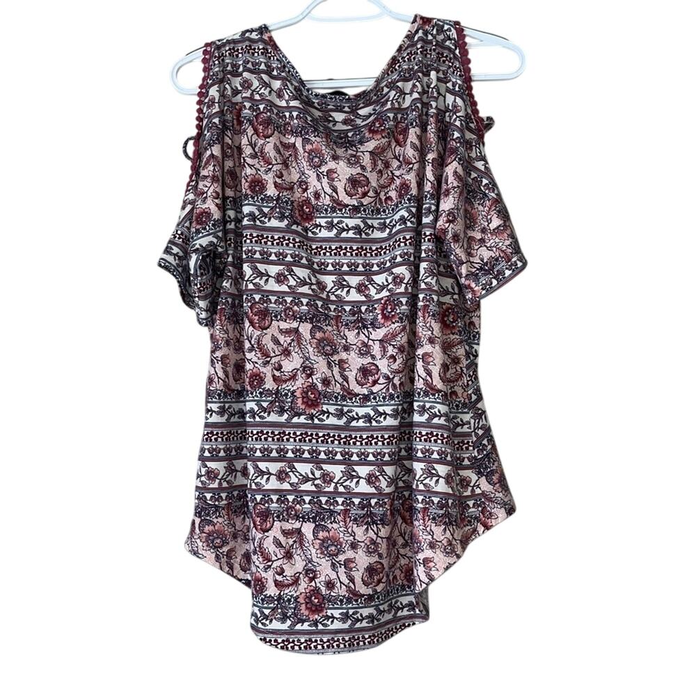 Absolutely Famous Pink / White Floral Cold Shoulder Top Size L